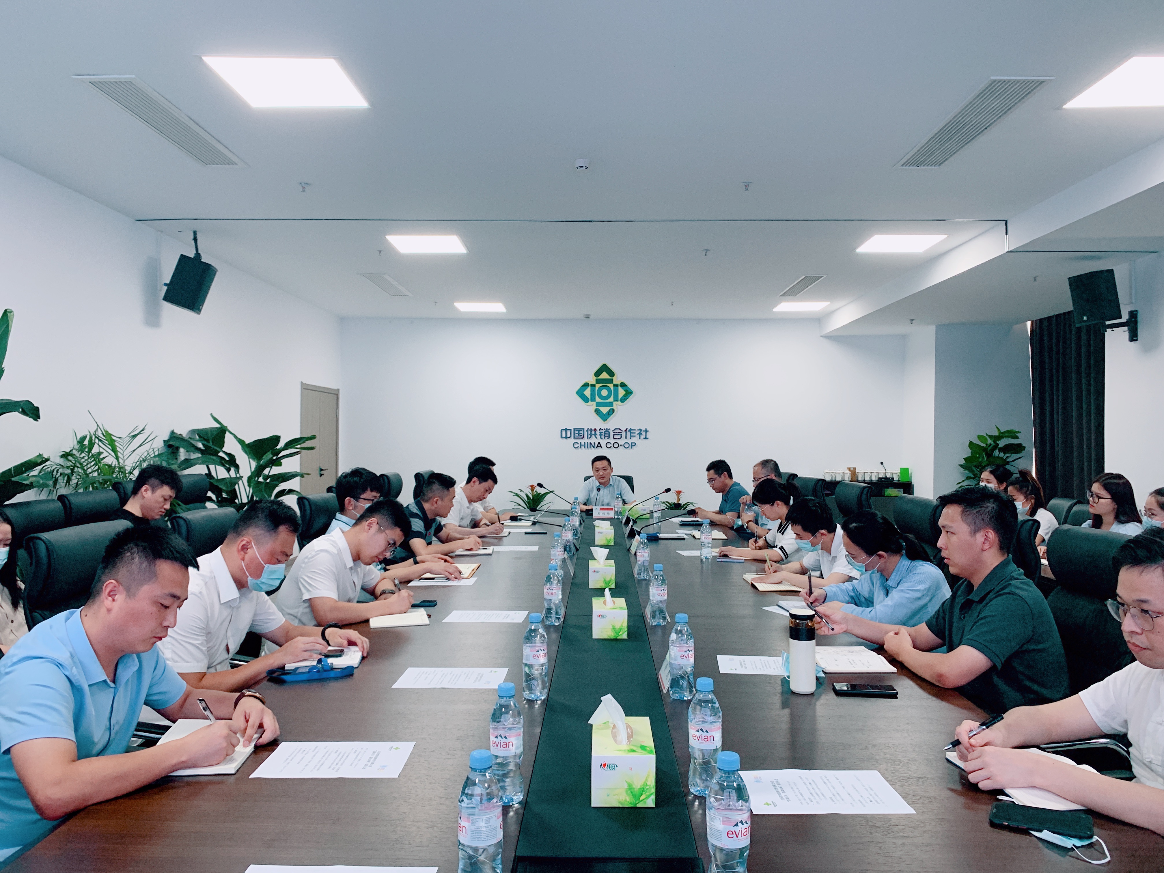 省供銷新零售公司召開&ldquo;苦戰(zhàn)百日、強攻市場&rdquo;動員大會